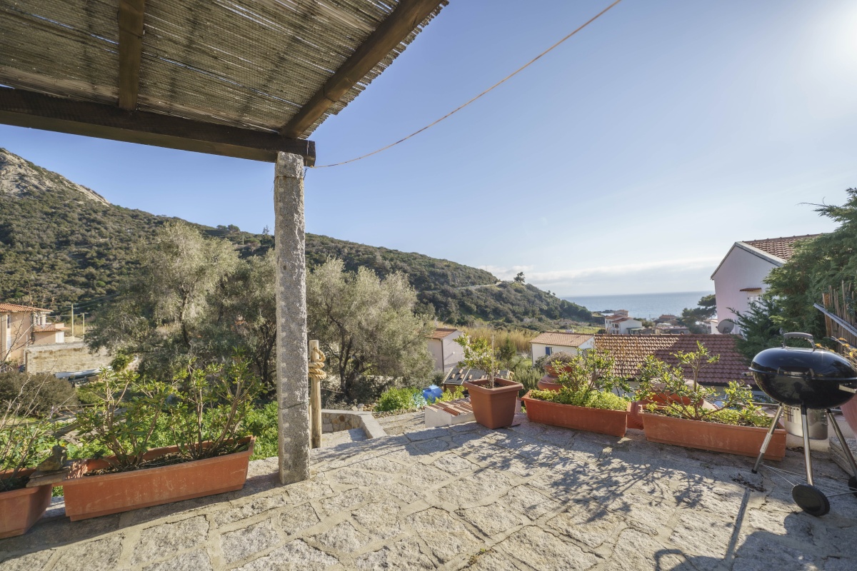La Casa con Patio a Pomonte